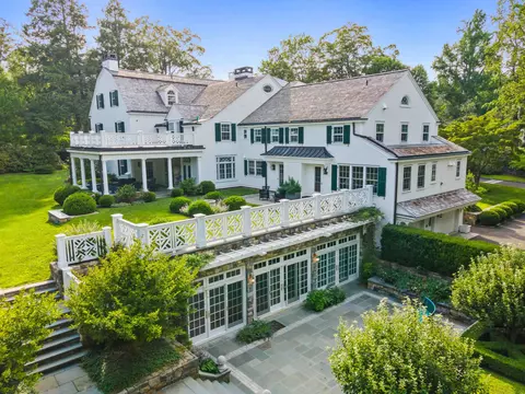 88 Main St, Ridgefield, CT 06877