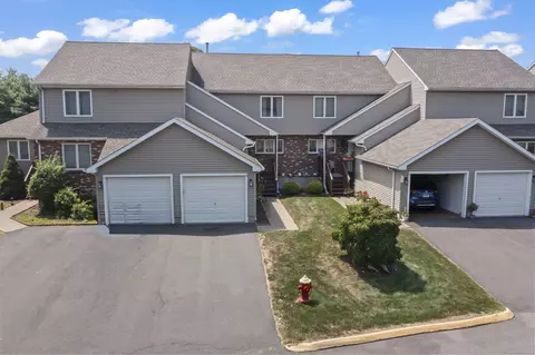 3 Mallard Ln #3, Newington, CT 06111