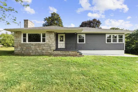 363 Amity Rd, Bethany, CT 06524