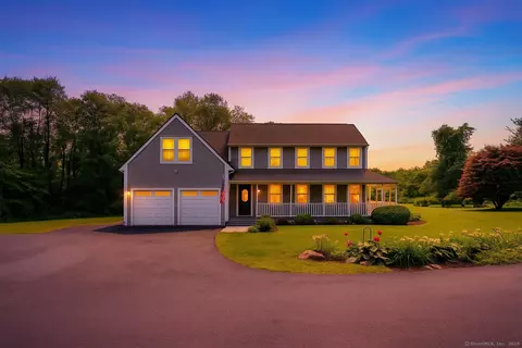 233 Church St, Amston, CT 06231