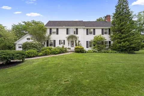12 Marlborough Rd, North Haven, CT 06473