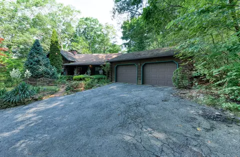 59 Ulasik Rd, Canterbury, CT 06331