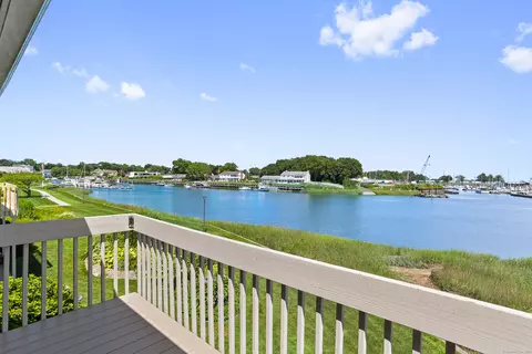 199 Gregory Blvd #D4, Norwalk, CT 06855