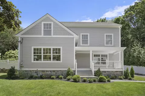 47 Grey Rock Dr, Greenwich, CT 06831