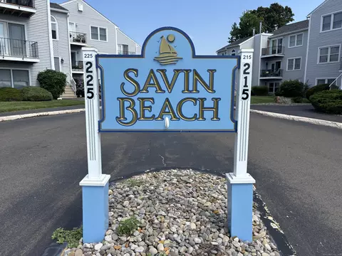225 Beach St #2H, West Haven, CT 06516