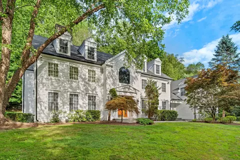 45 Riverside Ln, Easton, CT 06612