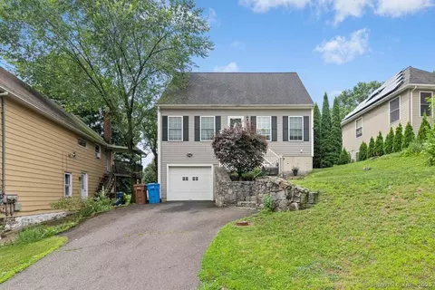 18 Perry Hill Rd, Shelton, CT 06484