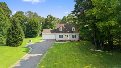 7 Hawleyville Rd, Bethel, CT 06801