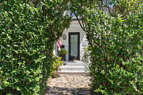 3 Pond St, Norwalk, CT 06853