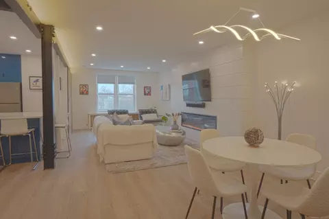 7 4th St #4F, Stamford, CT 06905