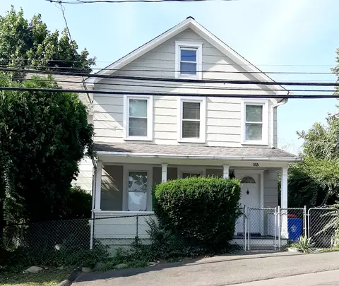 23 Windsor Pl, Norwalk, CT 06854