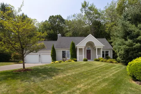 6 Pommel Ln #6, Middlebury, CT 06762