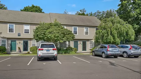 5 Glen Ridge Ct #5, New Milford, CT 06776