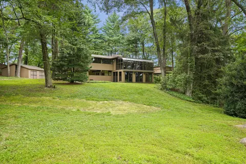 12 Mountain Rd, Wilton, CT 06897
