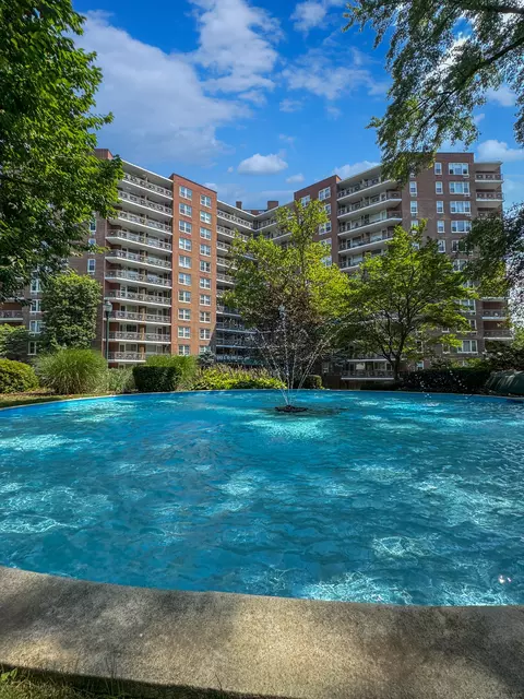 91 Strawberry Hill Ave #824, Stamford, CT 06902