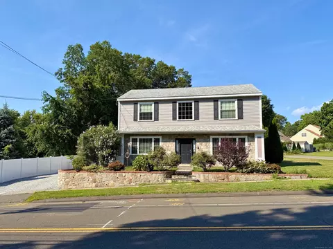 714 Center St, Wallingford, CT 06492