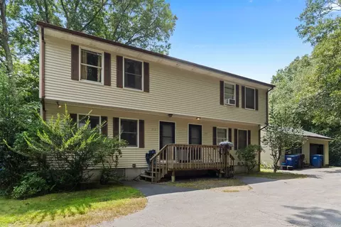 860 North Rd, Groton, CT 06340