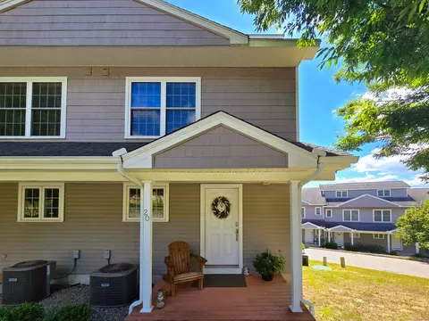 330 Crystal Ave #20, New London, CT 06320