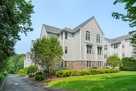105 Richards Ave #1406, Norwalk, CT 06854