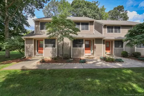 51 Pequot Dr #51, Rocky Hill, CT 06067