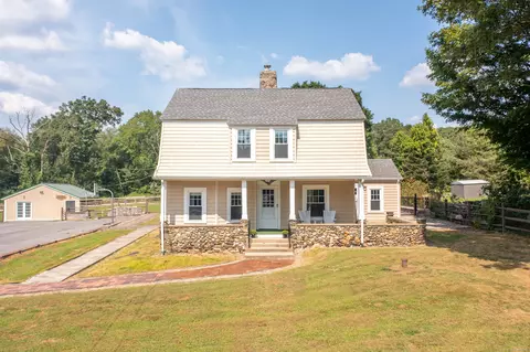 262 Moosup Pond Rd, Moosup, CT 06354