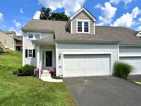 1049 Augusta Dr #1049, Oxford, CT 06478