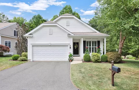 101 Thorn Hollow Rd, Cheshire, CT 06410