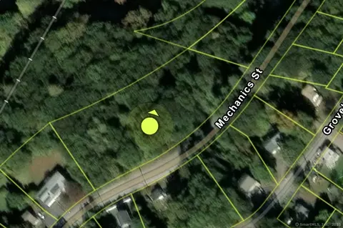 174 Mechanics St, Putnam, CT 06260