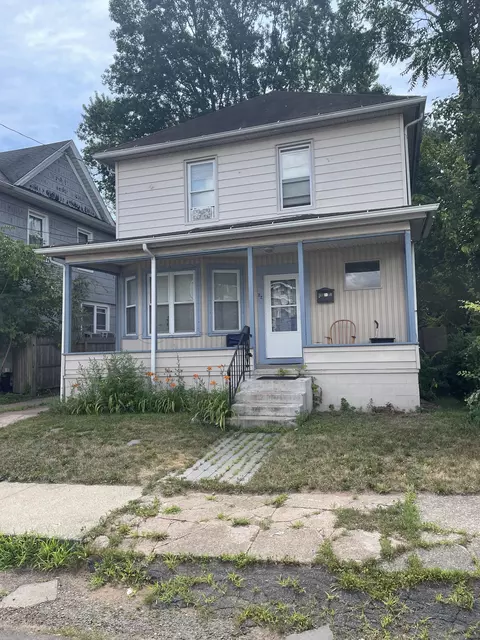 22 Thill St, West Haven, CT 06516