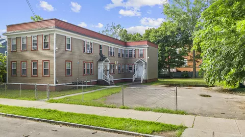 12 Lilac St, New Haven, CT 06511