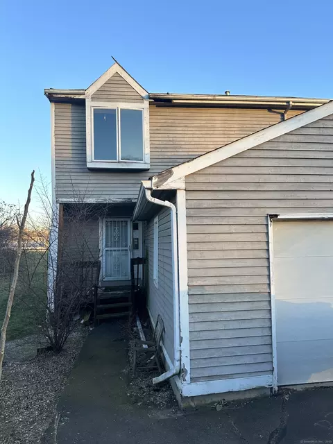 255 Pine Rock Ave #8, Hamden, CT 06514