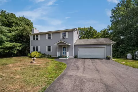 214 S Broad St, Pawcatuck, CT 06379