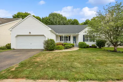 80 Pond Pl, Middletown, CT 06457
