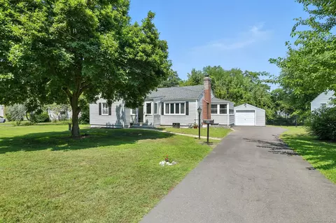 838 Matianuck Ave, Windsor, CT 06095