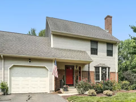 14 Carriage House House #14, Enfield, CT 06082