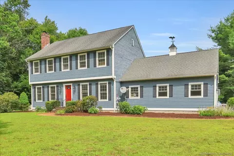 8 Boulder Ln, Mansfield, CT 06250