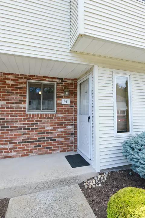 410 Emmett St #41, Bristol, CT 06010
