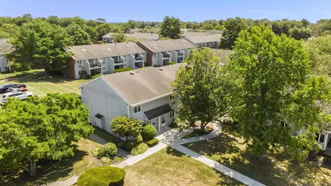 133 Florence Rd #D, Branford, CT 06405