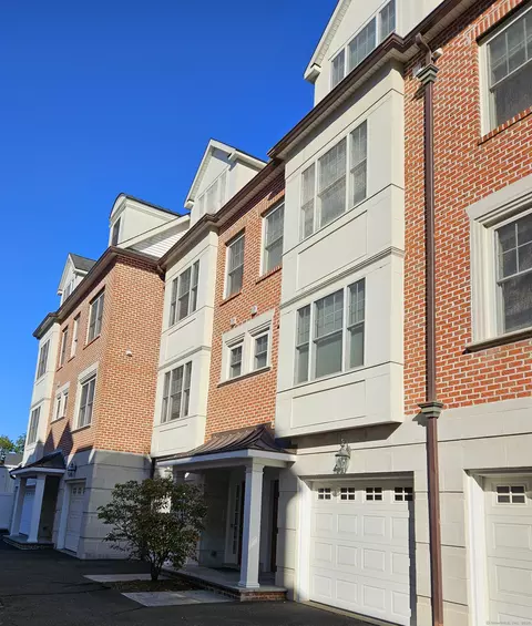 14 1st St #J, Stamford, CT 06905