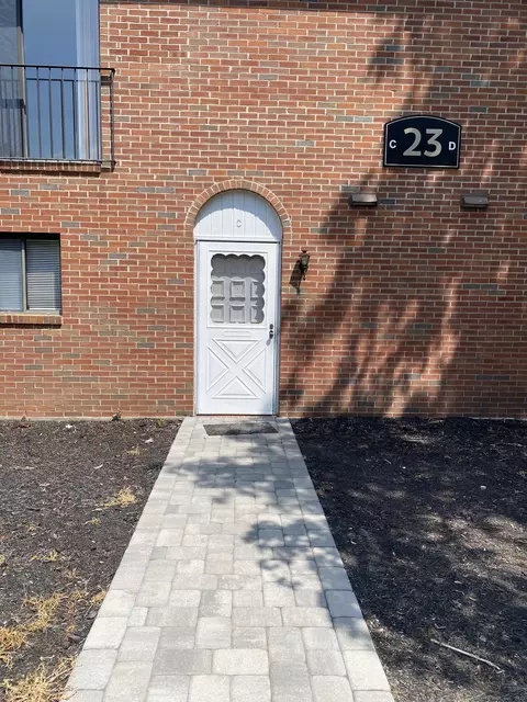 500 Darling St #23 C, Southington, CT 06489