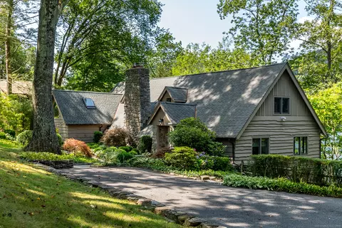25 Echo Dr, New Milford, CT 06776