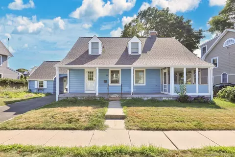 13 Millwood St, Milford, CT 06460