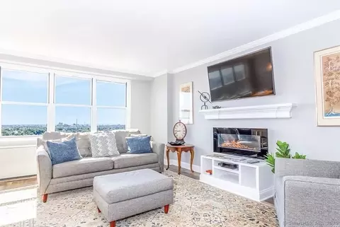 2625 Park Ave #PHB, Bridgeport, CT 06604