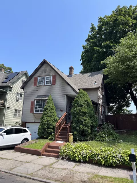 53 Woodland St, Meriden, CT 06451