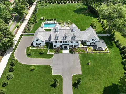 688 Hulls Farm Rd, Southport, CT 06890
