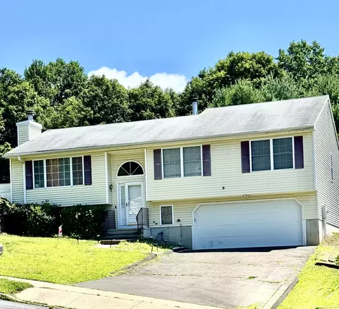 199 Osborn Rd, Naugatuck, CT 06770