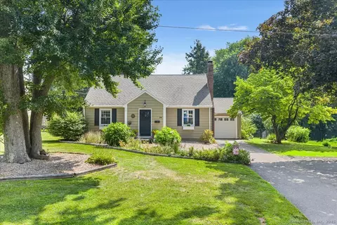 34 Elton Dr, Newington, CT 06111