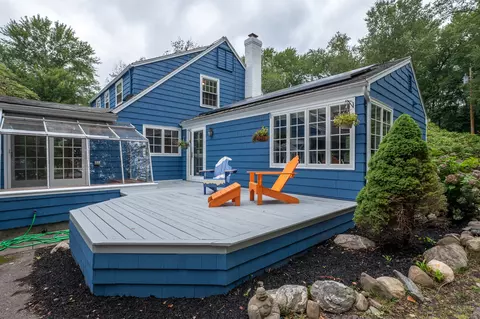 50 Hunting Hill Rd, Woodbridge, CT 06525