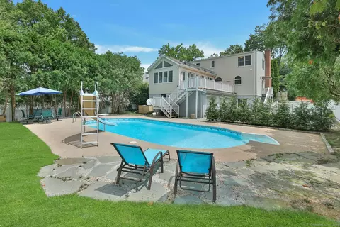 88 Indian Field Rd, Greenwich, CT 06830
