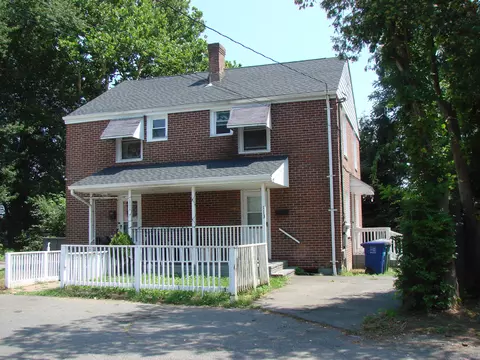 111 Priscilla Cir, Bridgeport, CT 06610